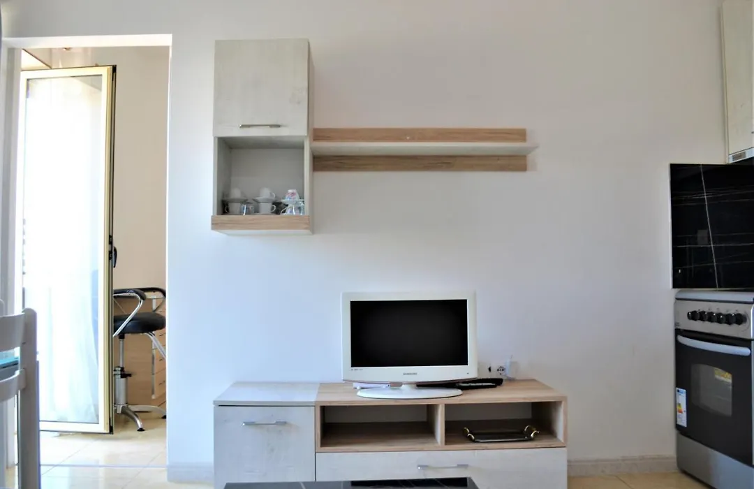 City Apartment-1