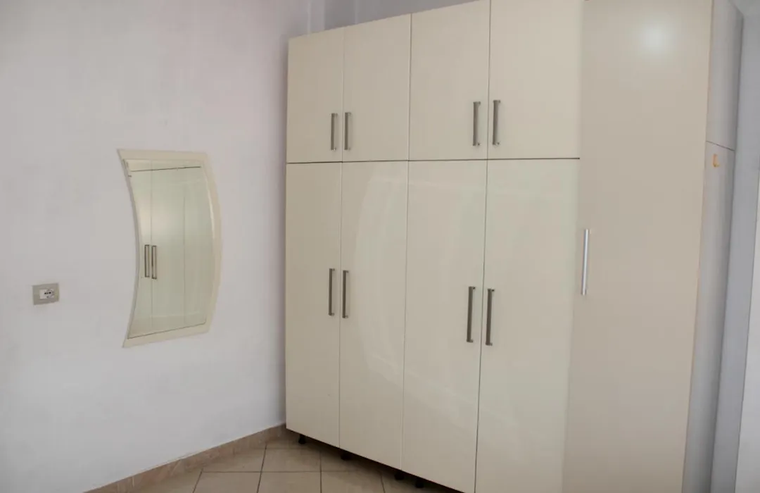 Bledi'S Comfy Apartment In New Blvd / Free Parking-1