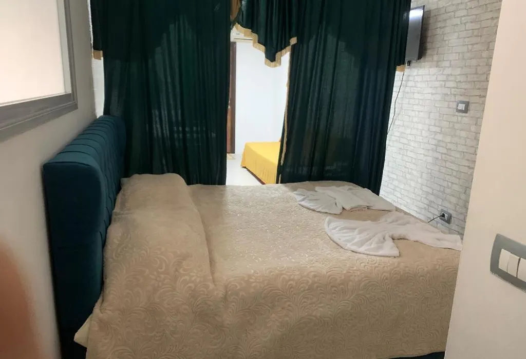 Happy Apartament-1