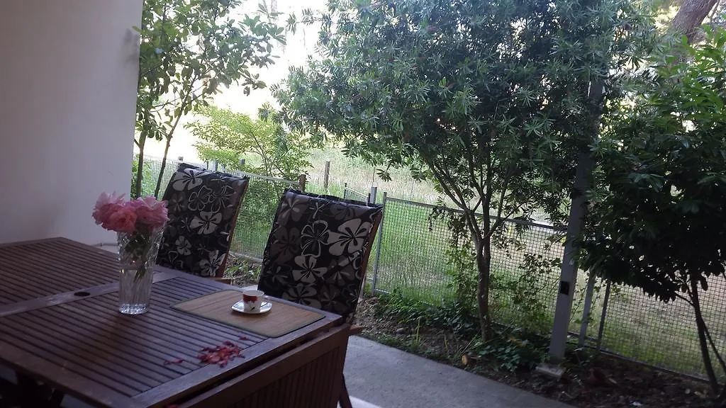 Bylis Retreat-1