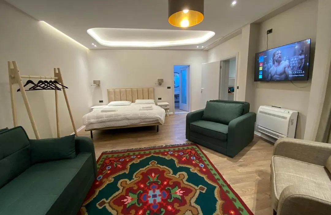 Vila-Amo, Suites&Rooms In Tirana Center-1
