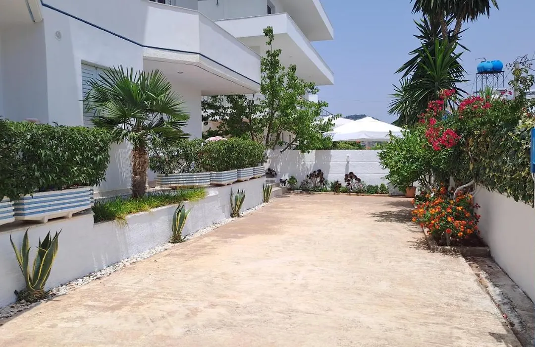 Hotel Vila Ali-1