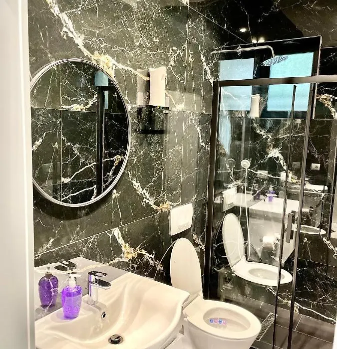 Alb Studio Apartments - Easy Access To City Center-1