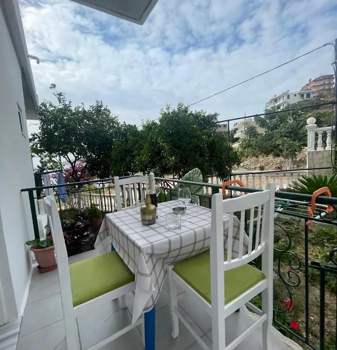 Kevi Guesthouse-1