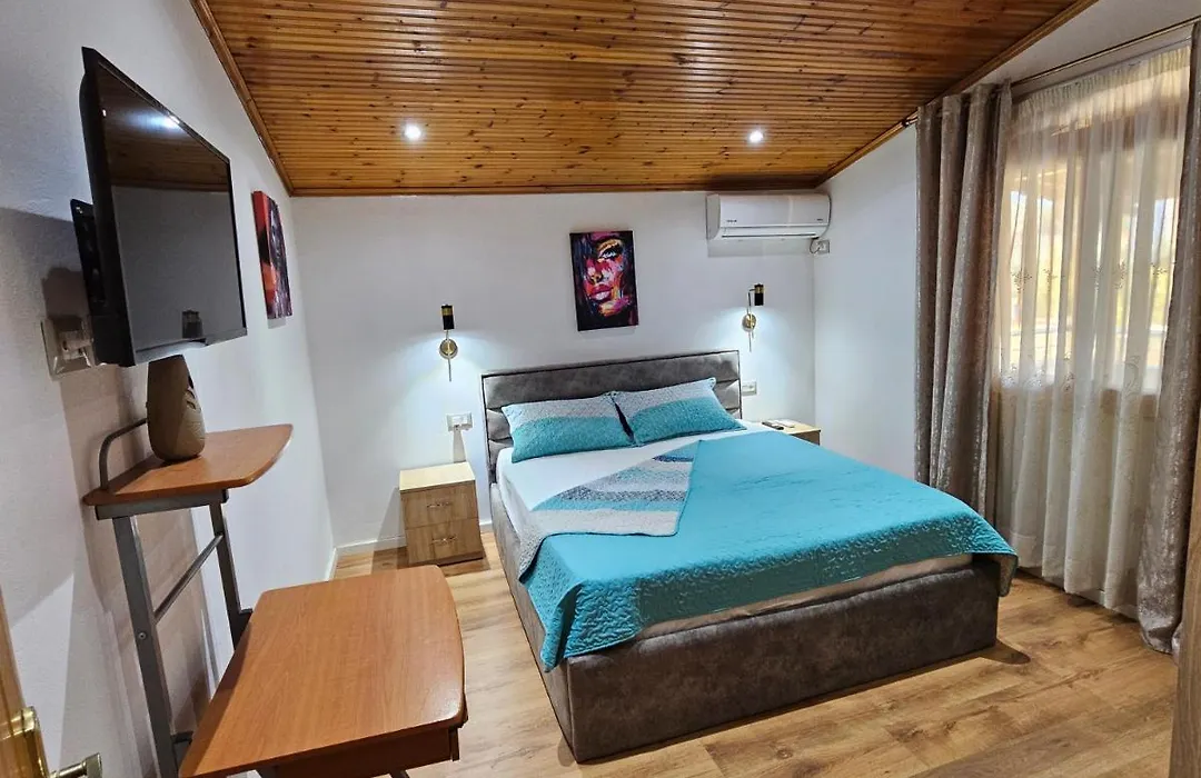 Kleisi'S Apartament Hotel-1