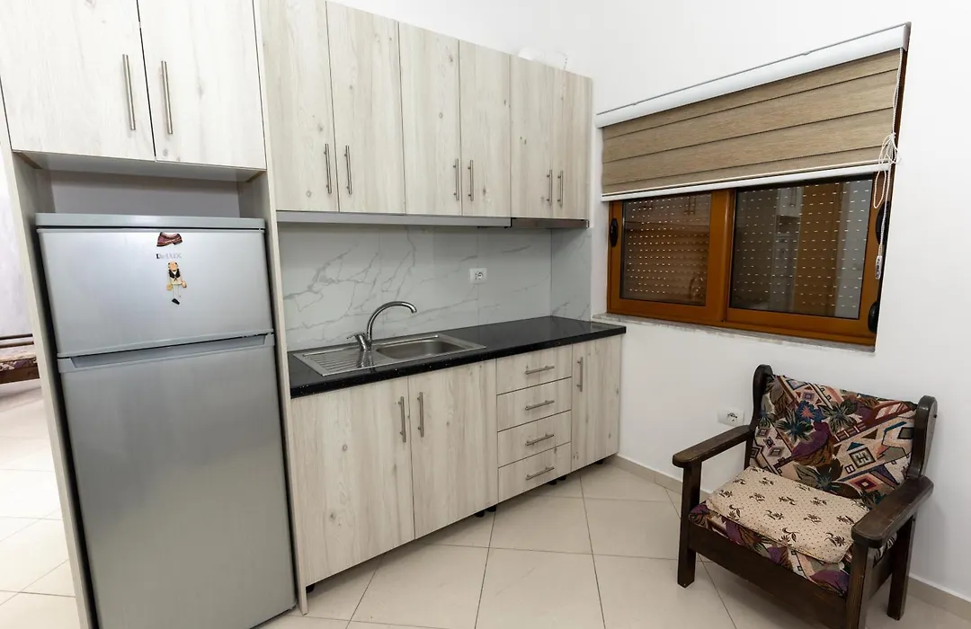 Sheme'S Apartments-1