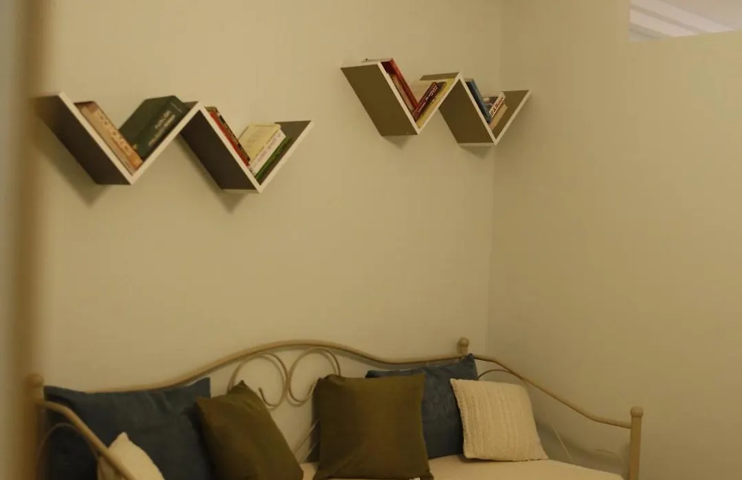 Illyrian Studio Apartment 2-1