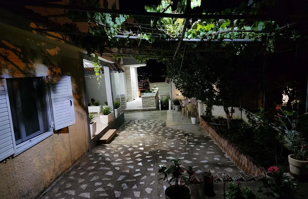 Cosy Guest House-1