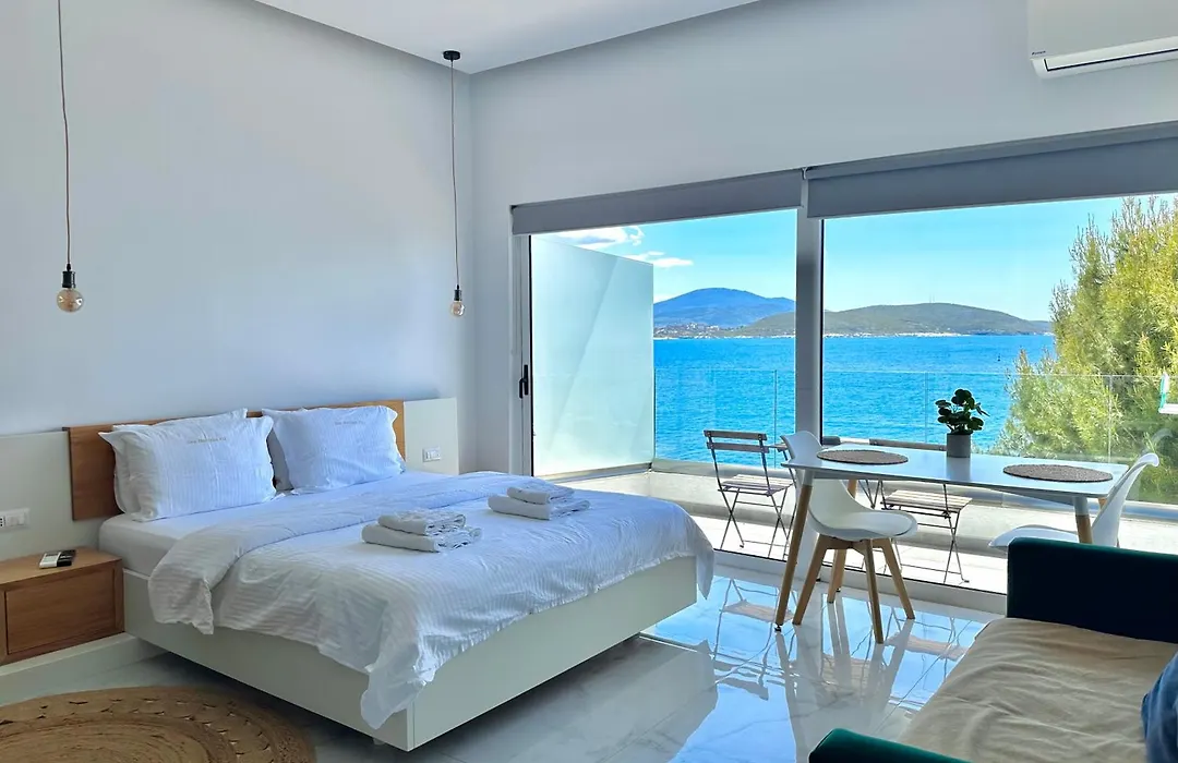 Sea Horizon Vsl Suites & Apartments-1