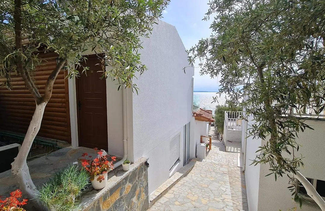 Villa Skenderi-1