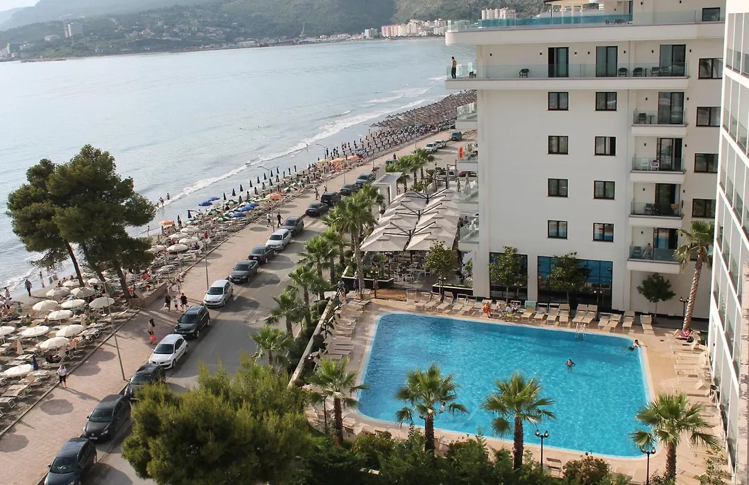 Blue Apartments & Hotel Shengjin-1