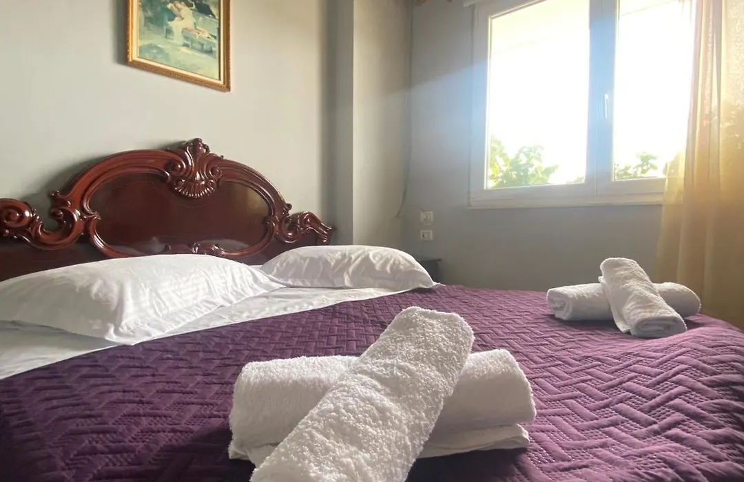 Stay The Night Shkodra Apartment City Centre-1