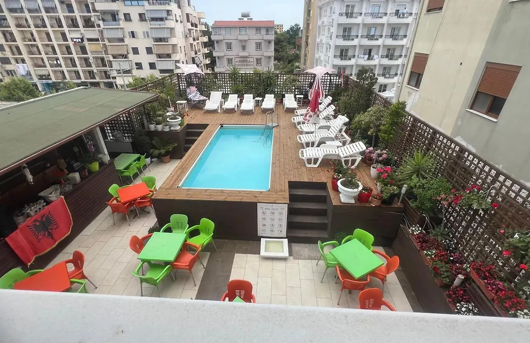 Sunrise Hotel Cameria-1