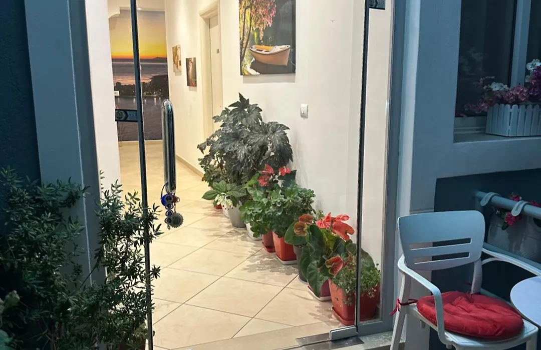 Deni'S Hotel-1