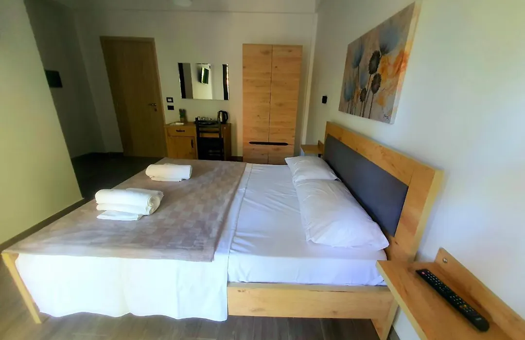 Lungomare Private Rooms-1