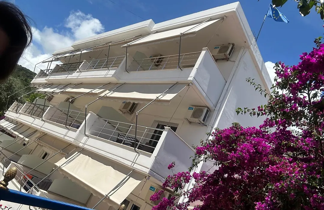 Hotel Villa Petro Dhermi-1