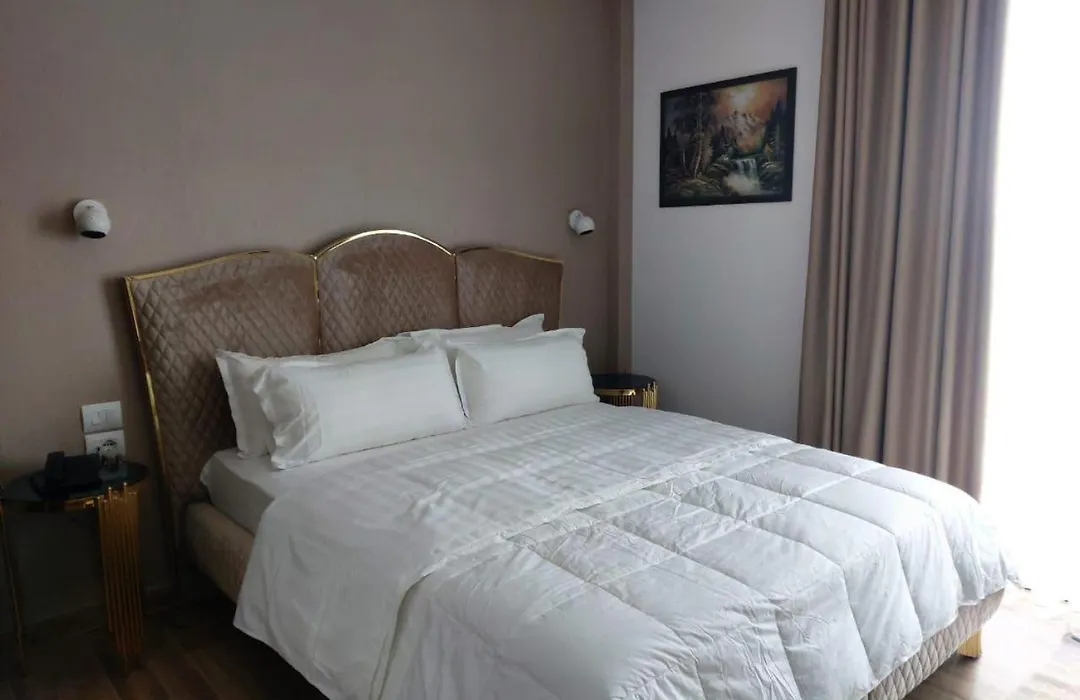 Bora Bora Hotel Ksamil-1