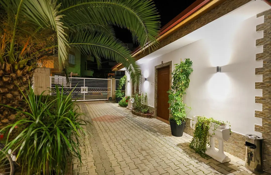Hotel Vila Mimani-1