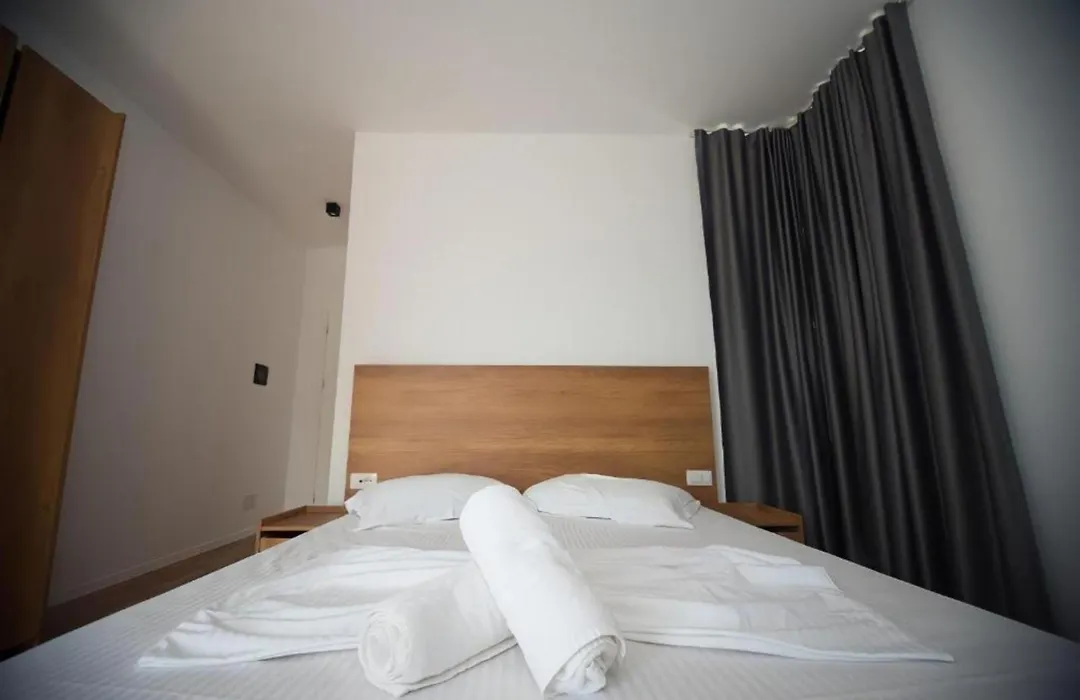 Hotel Besani-1