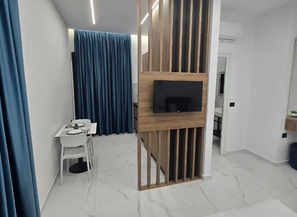 Elite Inn-1