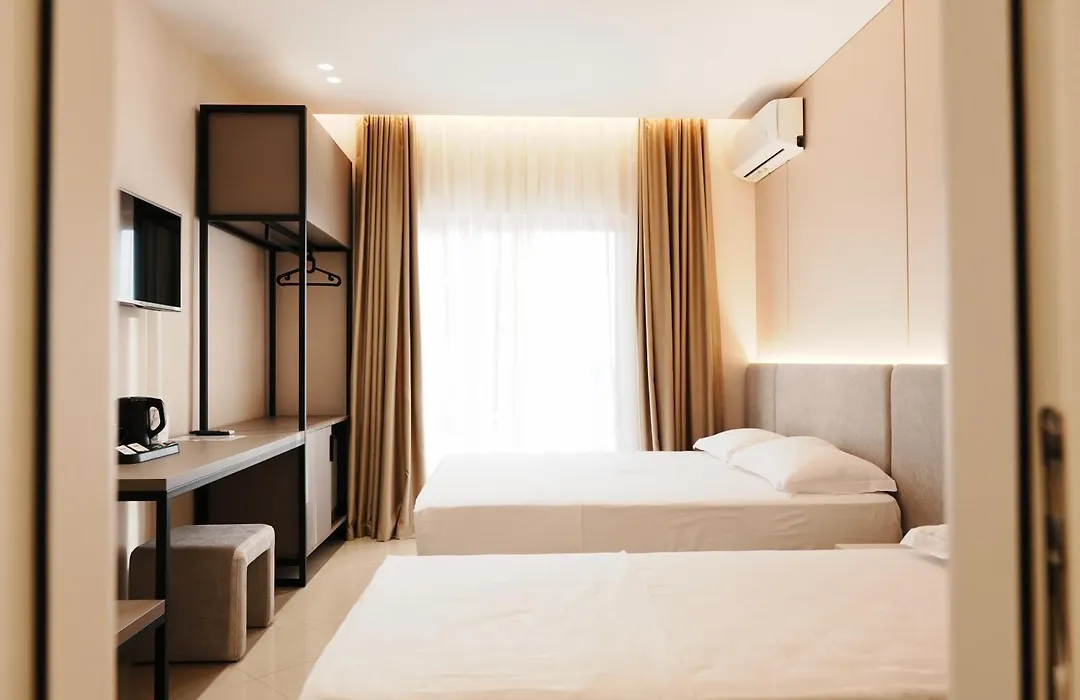 Hotel Mediterrane-1