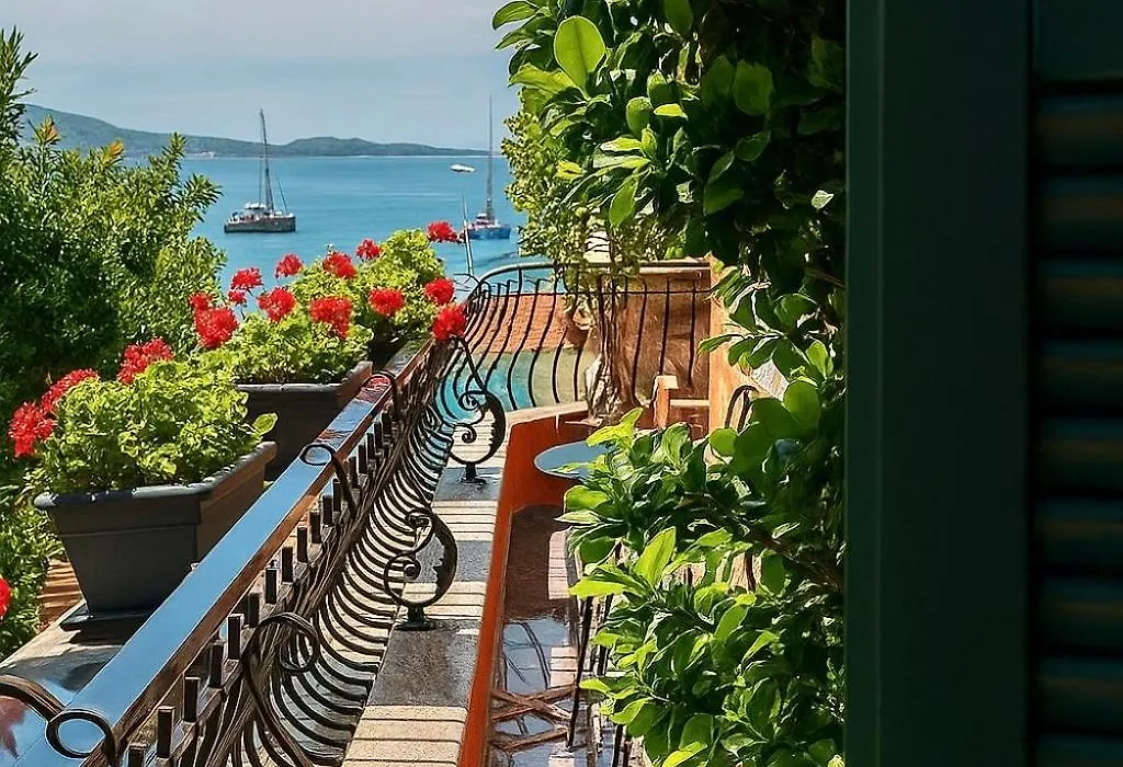 Lafe Boutique Hotel-1