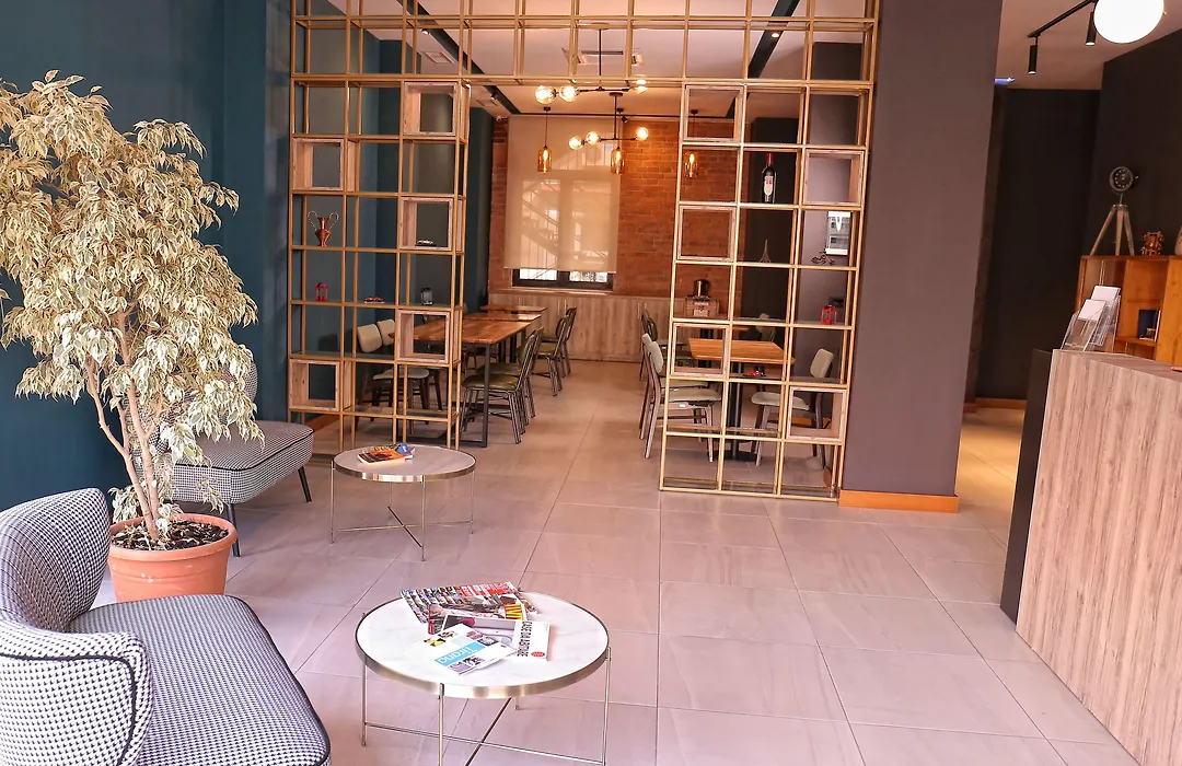 Oda Hotel Tirana-1