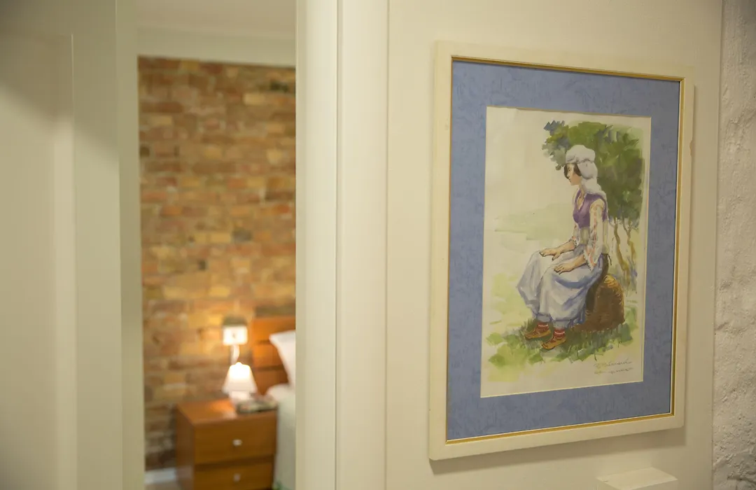 B&B Artistic Tirana-1