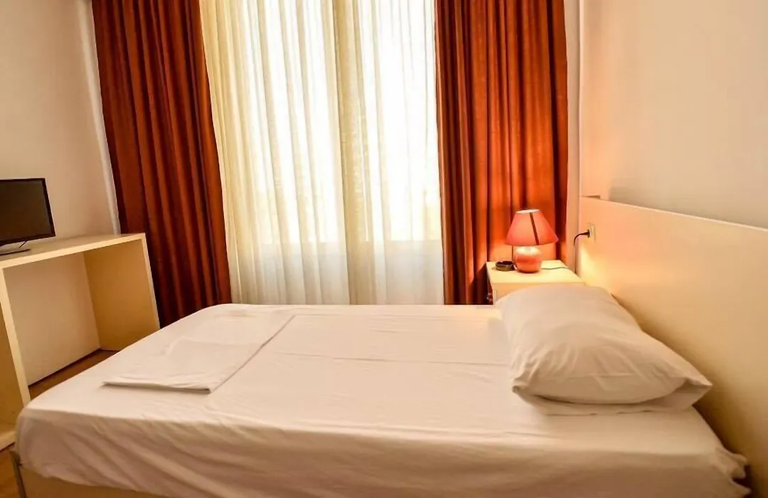 Hotel Argenti-1