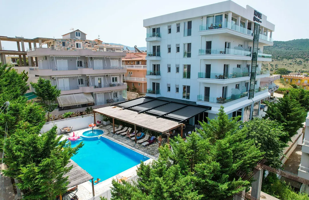 6 Milje Hotel-1