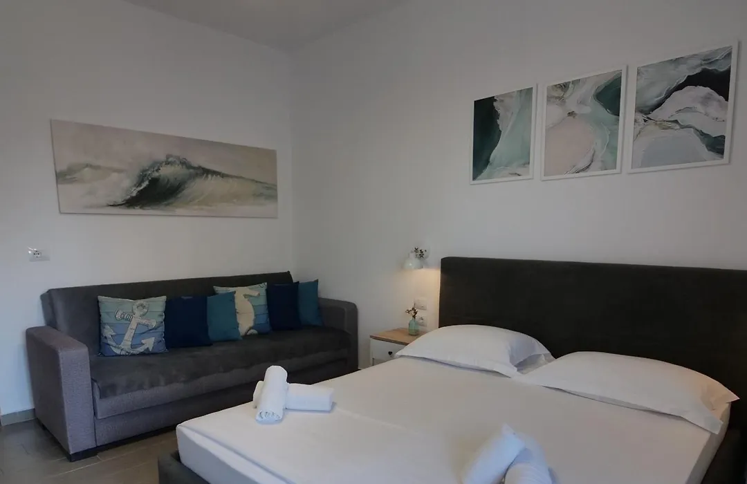The Blue Wave Hotel-1