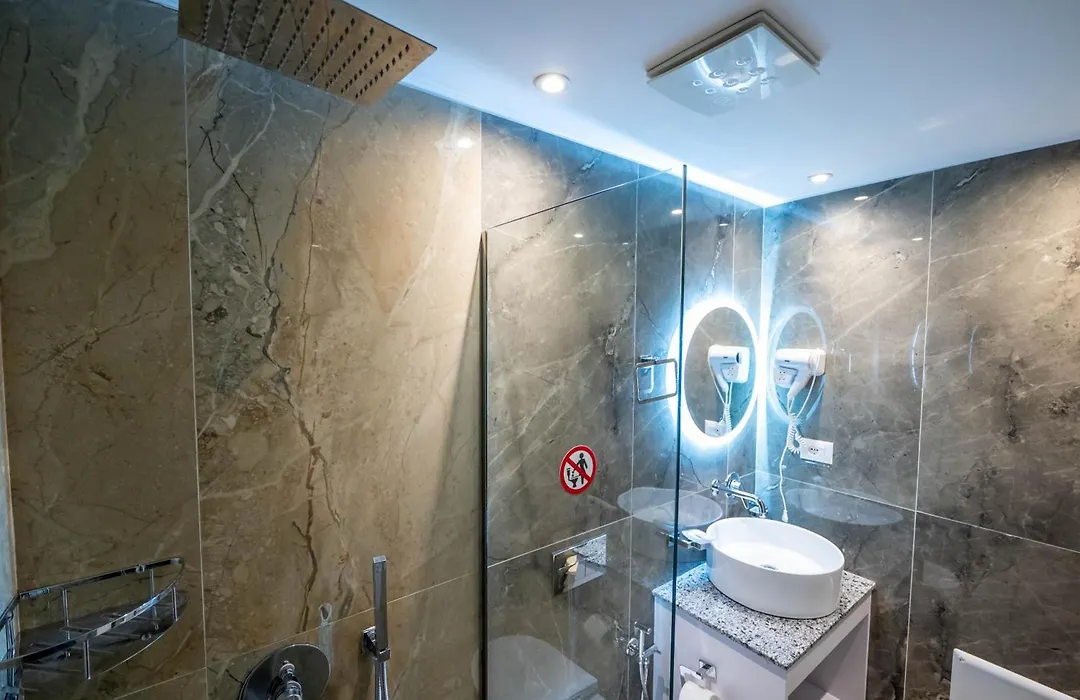 Feniks Hotel-1