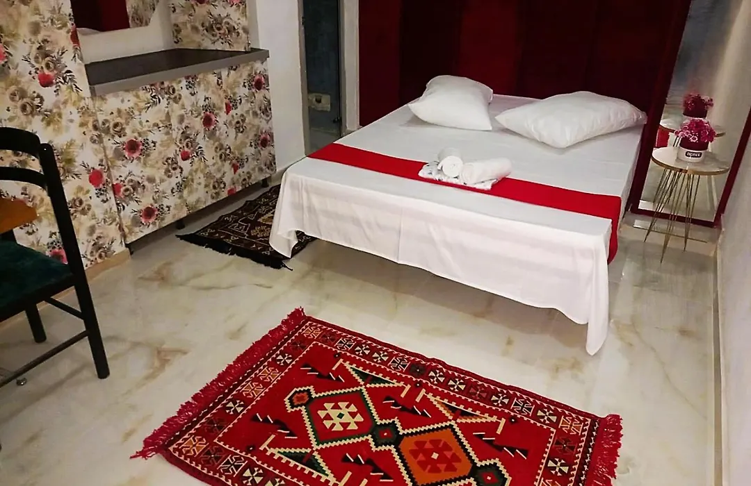 Erisun Metropol Rooms Tirana-1