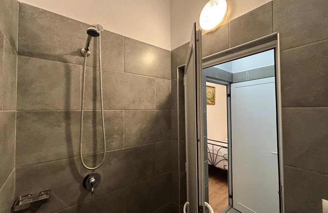 Intown Guesthouse Shkoder-1