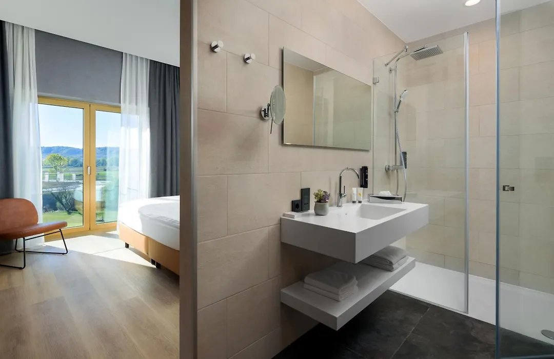 Mk Hotel Tirana-1