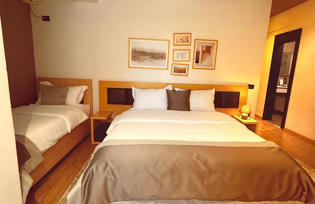 Triss Hotel-1