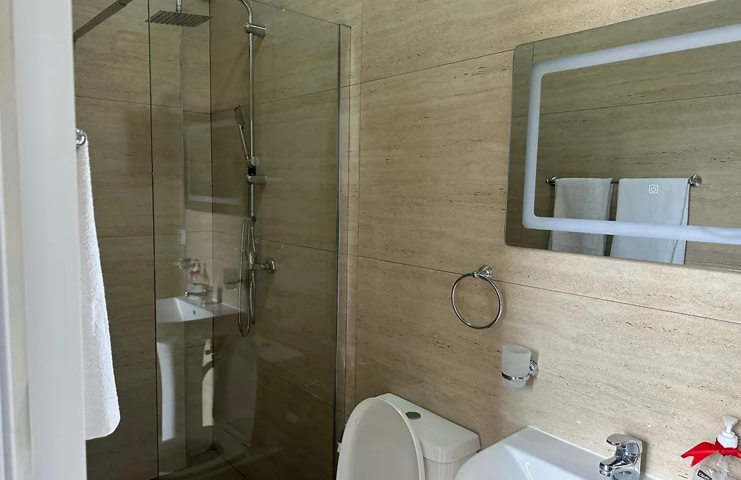 Auto Tana Guest House-1