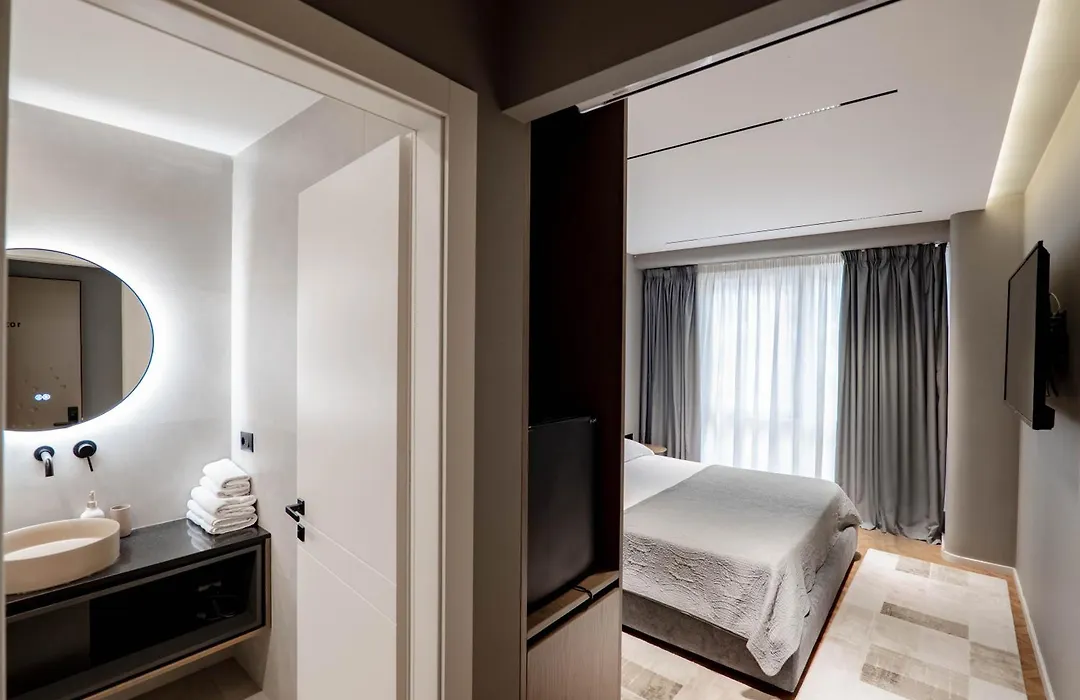 Agate Hotel Tirana-1