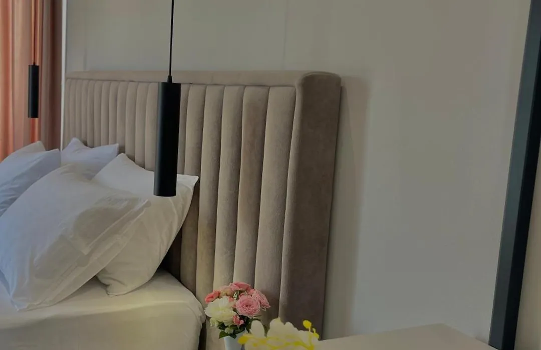 Astoria Rooms-1