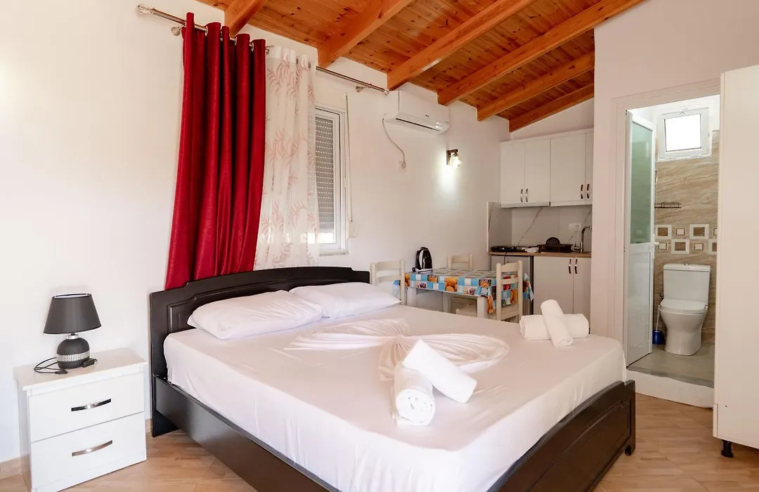 Nino'S Rooms-1