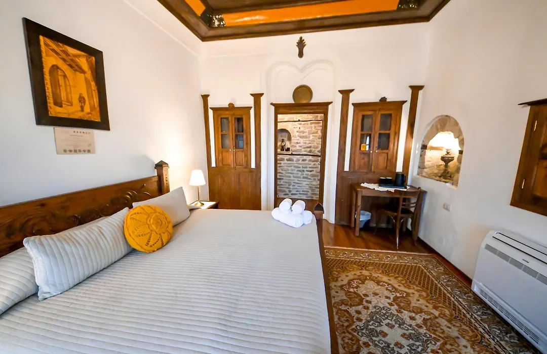 Hotel Gjirokastra-1