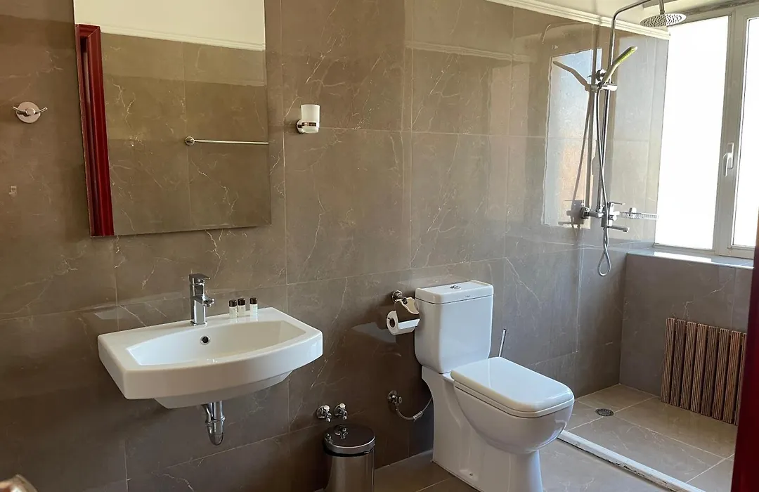 British Hotel Pogradec-1