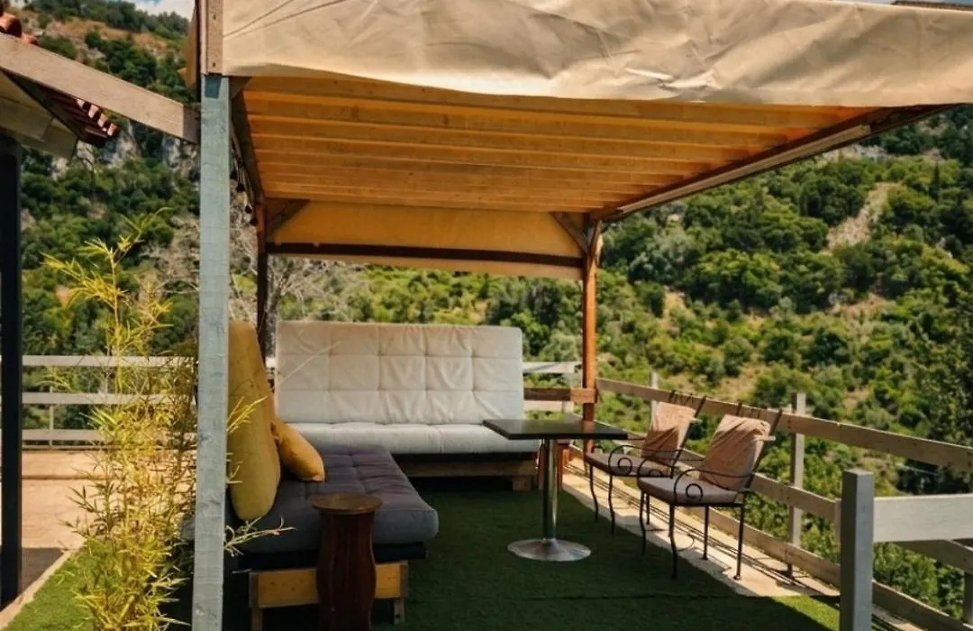 Vila Zaho-1