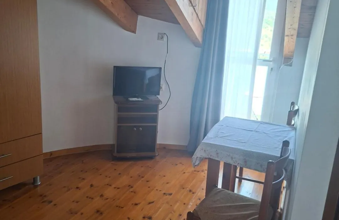 Ksamil Apartments-1