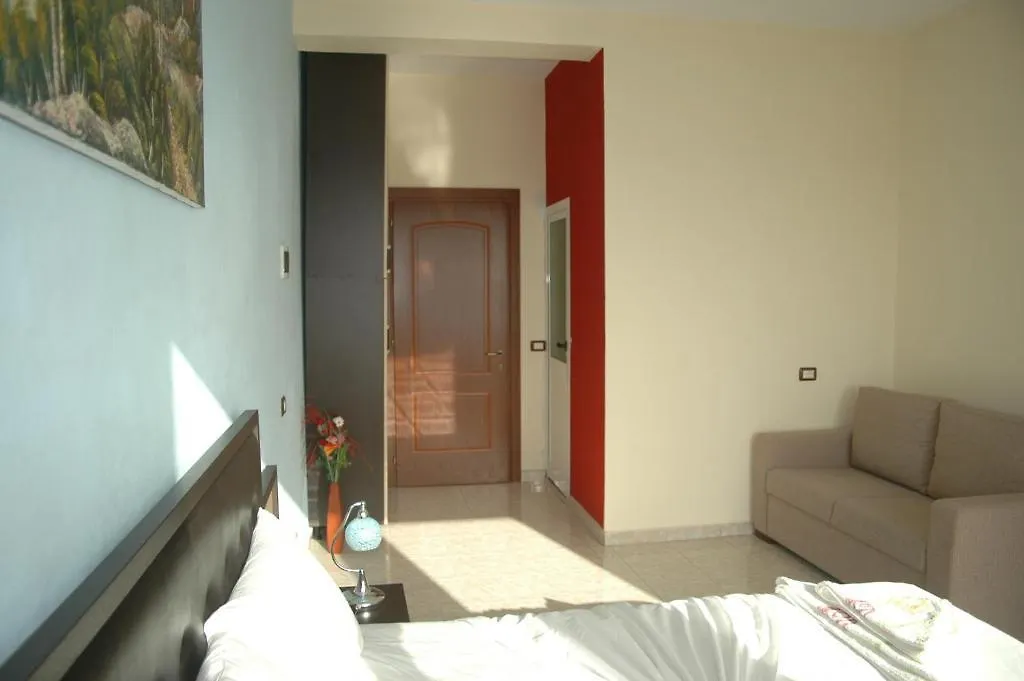 Hotel Aleksandrus Jardin-1