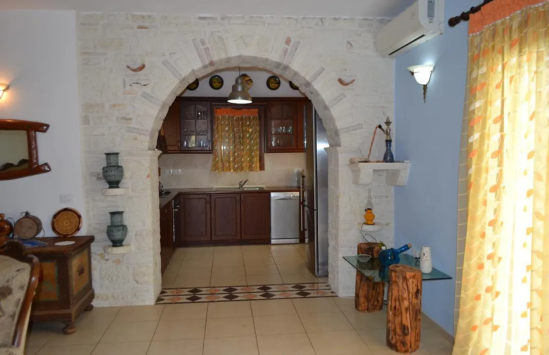 Villa Qarri-1