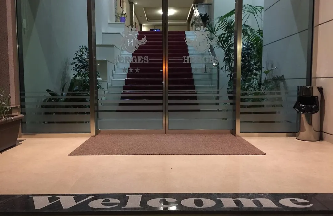 Herges Hotel-1