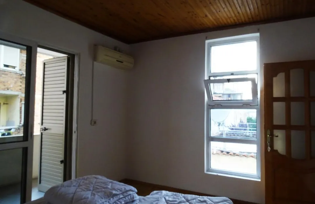 Buff Hostel Tirana-1