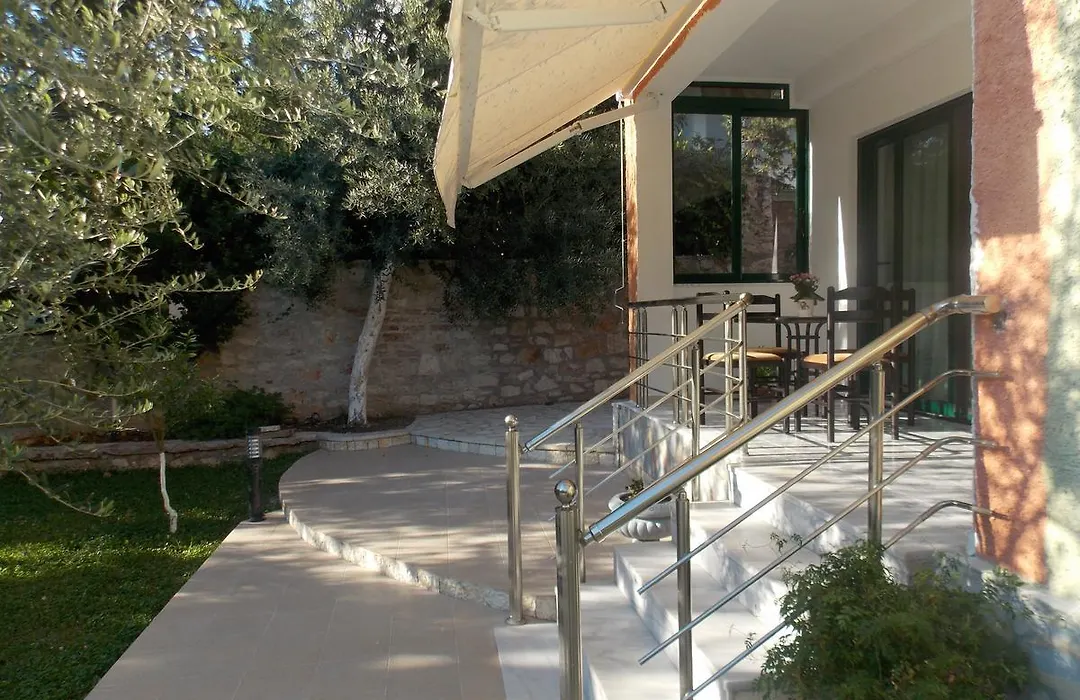 Elvin Apartments-1
