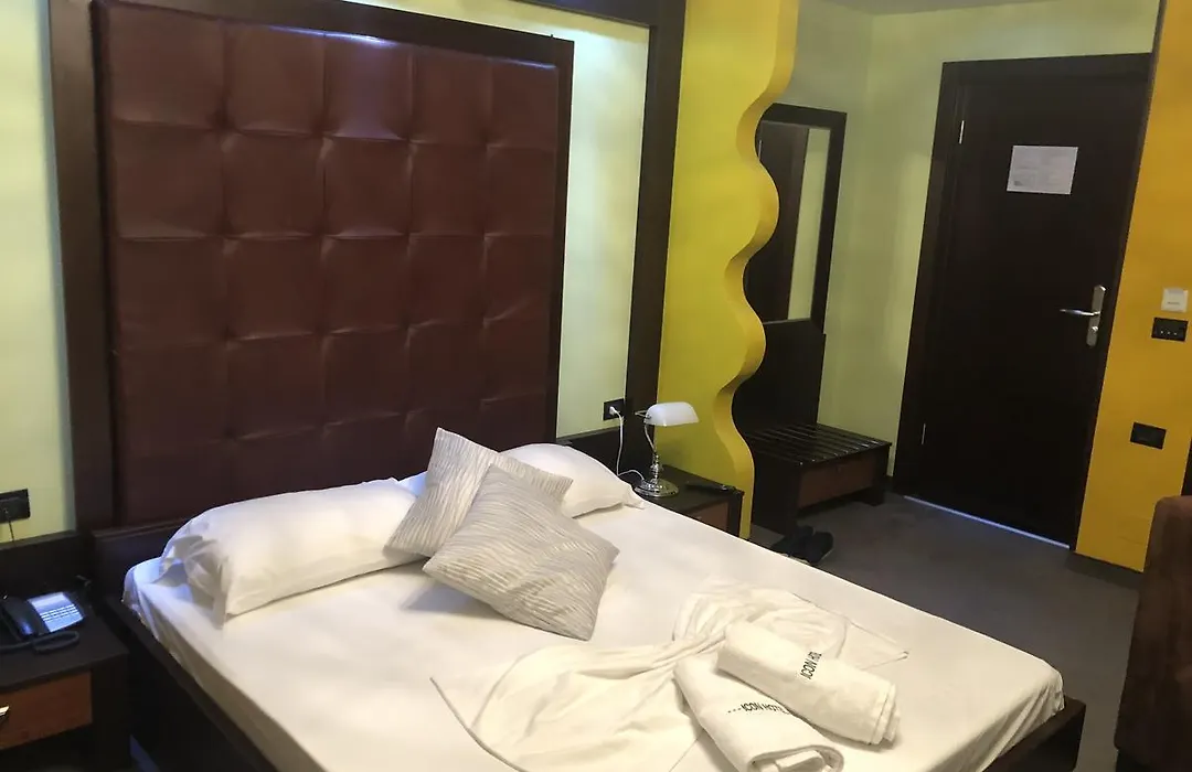 Icon Hotel-1